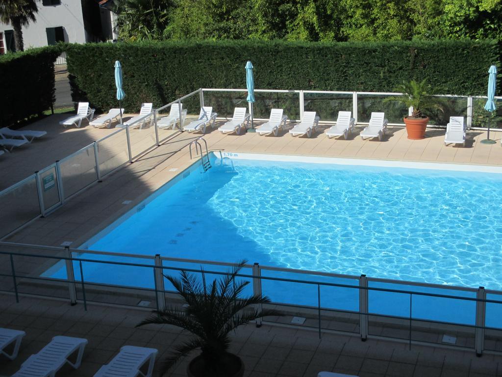 Appartement Golf Et Nivelle Avec Piscine Et Parking Ciboure Exterior photo